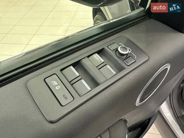 Серый Ленд Ровер Дискавери, объемом двигателя 2.99 л и пробегом 85 тыс. км за 44900 $, фото 35 на Automoto.ua