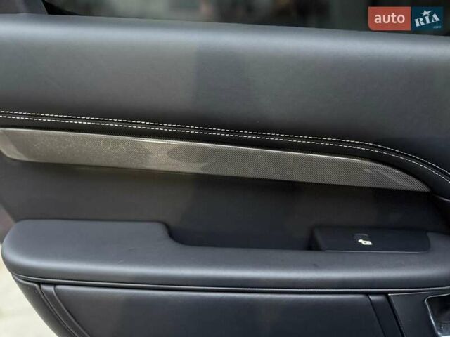 Сірий Ленд Ровер Діскавері, об'ємом двигуна 2 л та пробігом 83 тис. км за 42000 $, фото 19 на Automoto.ua