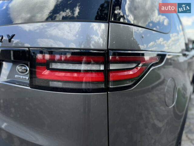 Ленд Ровер Дискавери 2020 в Киеве на Automoto.ua Серый Ленд Ровер Дискавери, объемом двигателя 3 л и пробегом 74 тыс. км за 51000 $, фото 21 на Automoto.ua