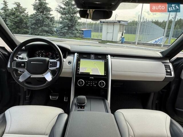 Сірий Ленд Ровер Діскавері, об'ємом двигуна 3 л та пробігом 94 тис. км за 49000 $, фото 35 на Automoto.ua