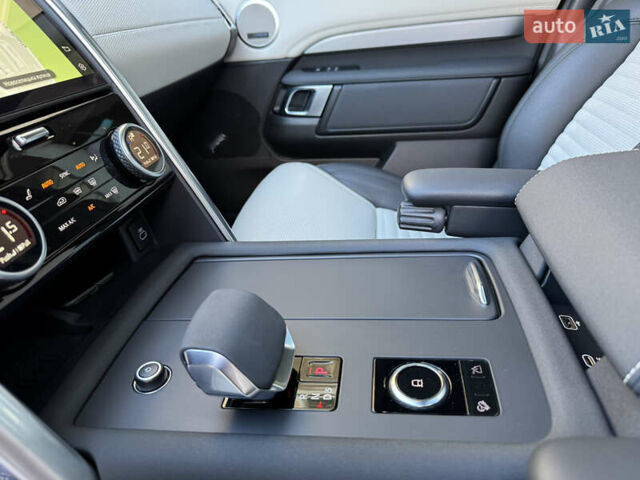 Ленд Ровер Дискавери 2021 в Киеве на Automoto.ua Серый Ленд Ровер Дискавери, объемом двигателя 3 л и пробегом 54 тыс. км за 58700 $, фото 45 на Automoto.ua