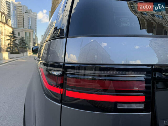 Ленд Ровер Дискавери 2021 в Киеве на Automoto.ua Серый Ленд Ровер Дискавери, объемом двигателя 3 л и пробегом 54 тыс. км за 58700 $, фото 23 на Automoto.ua