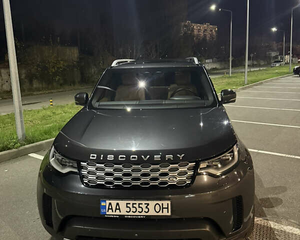 Серый Ленд Ровер Дискавери, объемом двигателя 3 л и пробегом 73 тыс. км за 64000 $, фото 2 на Automoto.ua