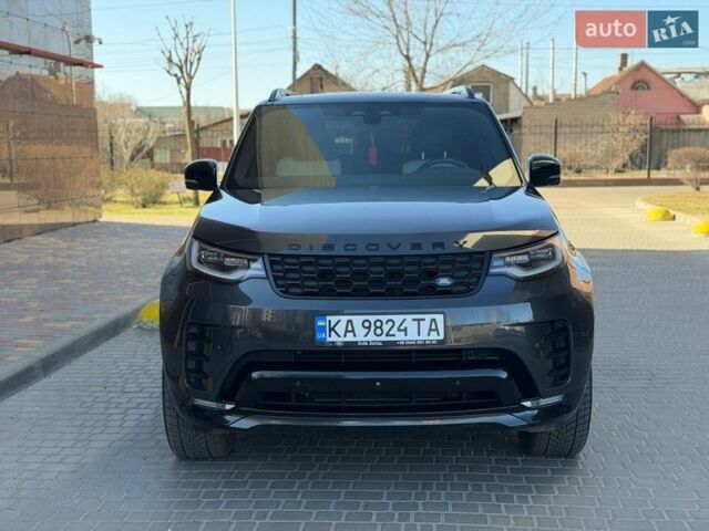 Сірий Ленд Ровер Діскавері, об'ємом двигуна 3 л та пробігом 103 тис. км за 63800 $, фото 7 на Automoto.ua
