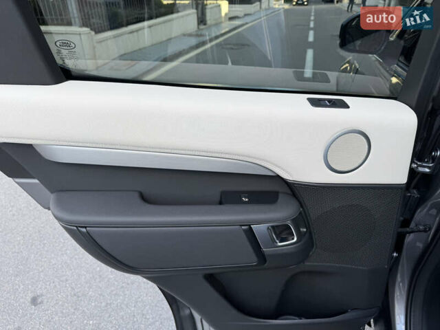 Ленд Ровер Дискавери 2021 в Киеве на Automoto.ua Серый Ленд Ровер Дискавери, объемом двигателя 3 л и пробегом 54 тыс. км за 58700 $, фото 40 на Automoto.ua