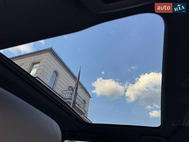 Ленд Ровер Дискавери 2021 в Киеве на Automoto.ua Серый Ленд Ровер Дискавери, объемом двигателя 3 л и пробегом 54 тыс. км за 58700 $, фото 56 на Automoto.ua