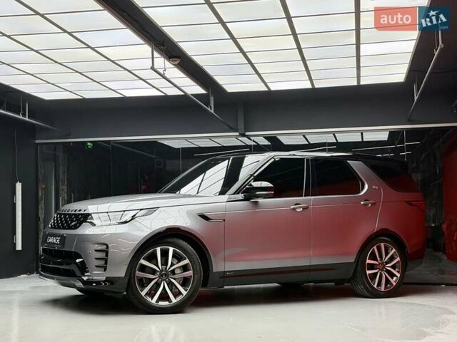 Серый Ленд Ровер Дискавери, объемом двигателя 3 л и пробегом 54 тыс. км за 54000 $, фото 6 на Automoto.ua