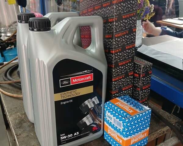 Серый Ленд Ровер Дискавери, объемом двигателя 3 л и пробегом 99 тыс. км за 49900 $, фото 18 на Automoto.ua