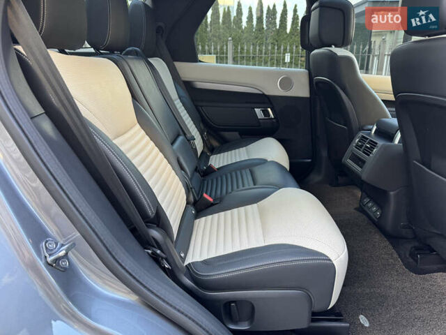 Ленд Ровер Дискавери 2021 в Киеве на Automoto.ua Серый Ленд Ровер Дискавери, объемом двигателя 3 л и пробегом 54 тыс. км за 58700 $, фото 33 на Automoto.ua