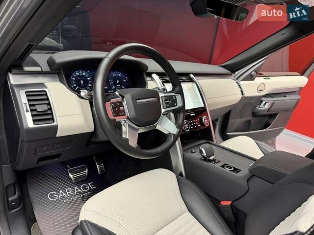 Серый Ленд Ровер Дискавери, объемом двигателя 3 л и пробегом 54 тыс. км за 54000 $, фото 29 на Automoto.ua