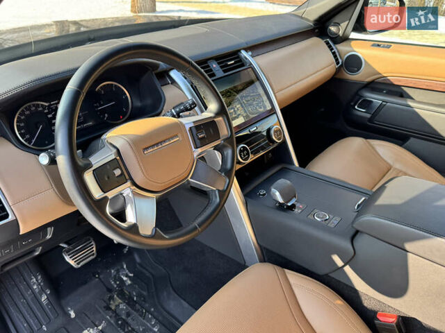 Сірий Ленд Ровер Діскавері, об'ємом двигуна 3 л та пробігом 45 тис. км за 78000 $, фото 42 на Automoto.ua