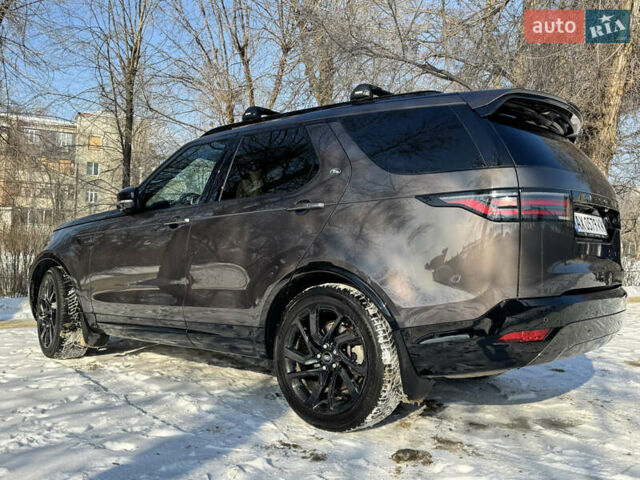 Сірий Ленд Ровер Діскавері, об'ємом двигуна 3 л та пробігом 45 тис. км за 78000 $, фото 53 на Automoto.ua