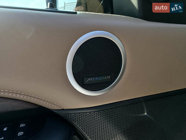 Сірий Ленд Ровер Діскавері, об'ємом двигуна 3 л та пробігом 45 тис. км за 78000 $, фото 22 на Automoto.ua