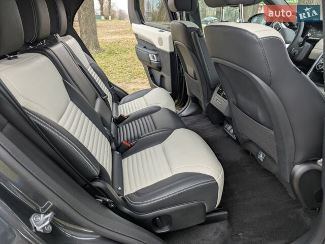 Серый Ленд Ровер Дискавери, объемом двигателя 3 л и пробегом 51 тыс. км за 69999 $, фото 19 на Automoto.ua