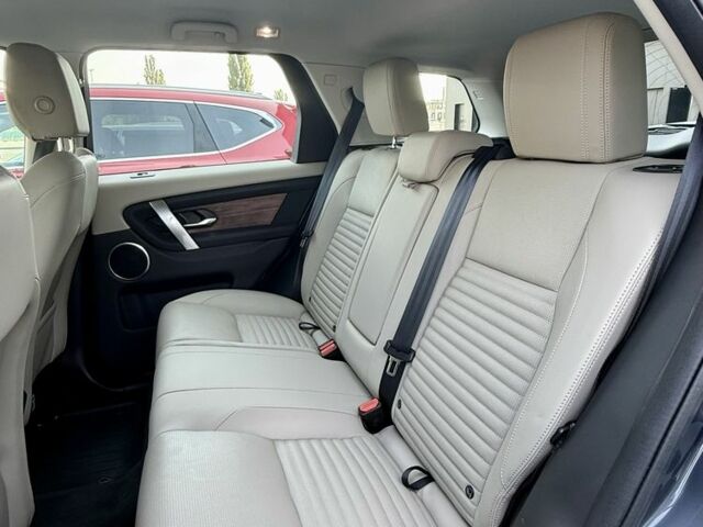 Синий Ленд Ровер Дискавери, объемом двигателя 2 л и пробегом 11 тыс. км за 43000 $, фото 3 на Automoto.ua