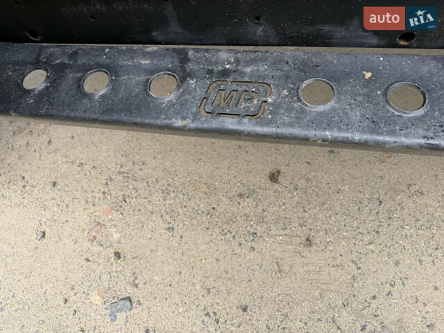 Ленд Ровер Дискавери 2004 в Львове на Automoto.ua Синий Ленд Ровер Дискавери, объемом двигателя 3.95 л и пробегом 232 тыс. км за 16499 $, фото 3 на Automoto.ua