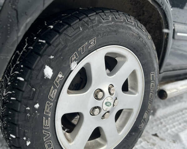 Синій Ленд Ровер Діскавері, об'ємом двигуна 2.5 л та пробігом 200 тис. км за 5200 $, фото 5 на Automoto.ua