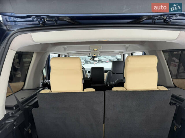 Синій Ленд Ровер Діскавері, об'ємом двигуна 2.7 л та пробігом 180 тис. км за 10999 $, фото 18 на Automoto.ua