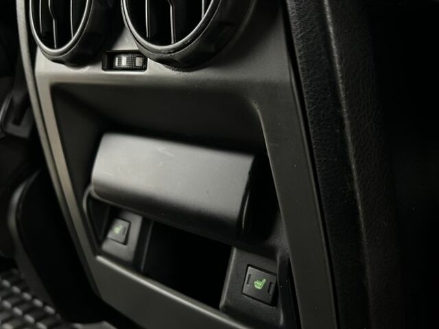 Синий Ленд Ровер Дискавери, объемом двигателя 2.7 л и пробегом 300 тыс. км за 9500 $, фото 19 на Automoto.ua