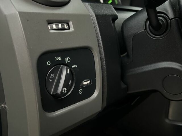 Синий Ленд Ровер Дискавери, объемом двигателя 2.7 л и пробегом 300 тыс. км за 9500 $, фото 16 на Automoto.ua