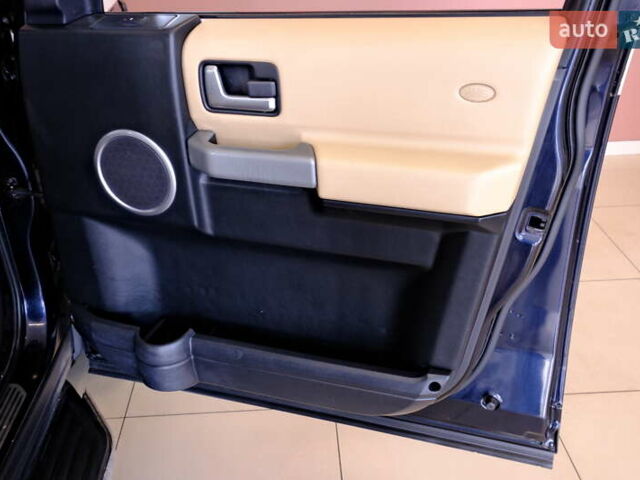 Синий Ленд Ровер Дискавери, объемом двигателя 2.7 л и пробегом 241 тыс. км за 9900 $, фото 41 на Automoto.ua