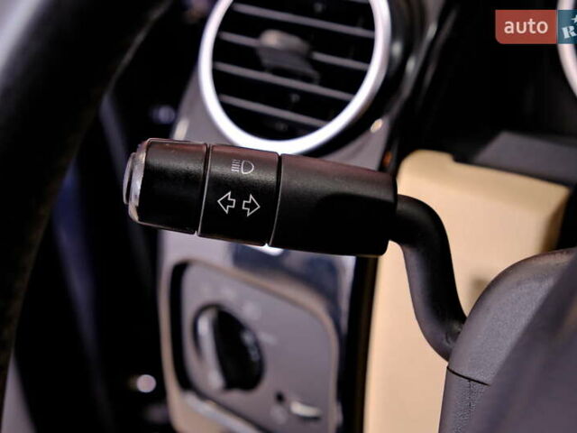 Синий Ленд Ровер Дискавери, объемом двигателя 2.7 л и пробегом 241 тыс. км за 9900 $, фото 21 на Automoto.ua