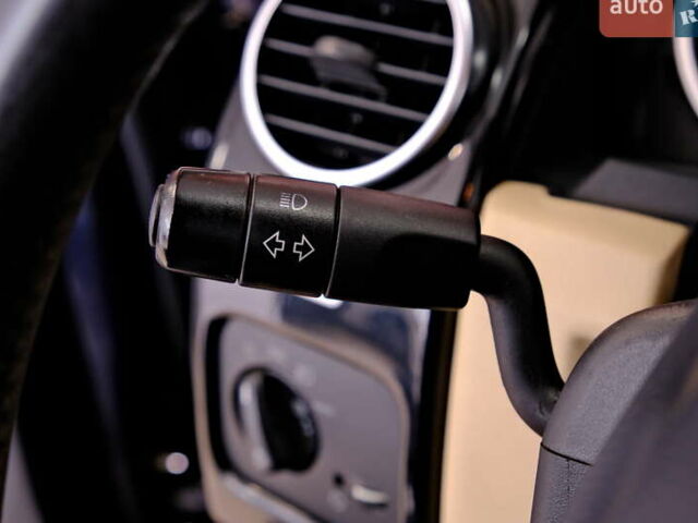 Синій Ленд Ровер Діскавері, об'ємом двигуна 2.7 л та пробігом 266 тис. км за 12900 $, фото 21 на Automoto.ua