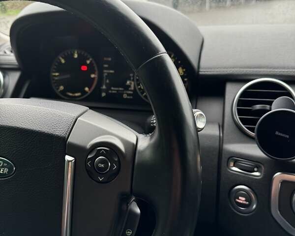 Синій Ленд Ровер Діскавері, об'ємом двигуна 2.99 л та пробігом 350 тис. км за 9999 $, фото 14 на Automoto.ua