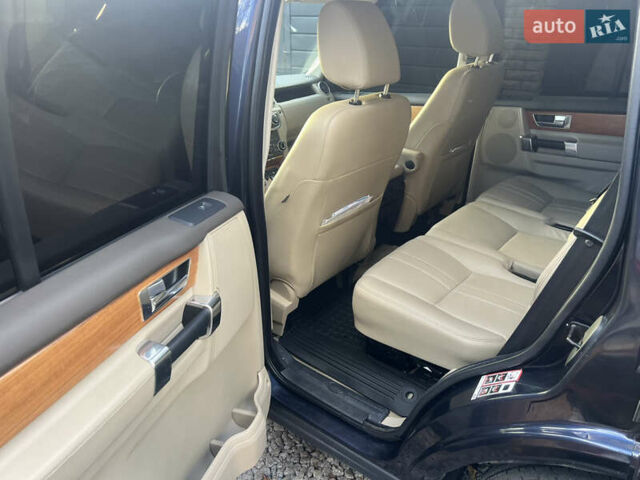 Синій Ленд Ровер Діскавері, об'ємом двигуна 3 л та пробігом 228 тис. км за 18500 $, фото 3 на Automoto.ua