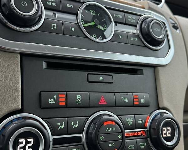 Синій Ленд Ровер Діскавері, об'ємом двигуна 2.99 л та пробігом 190 тис. км за 18399 $, фото 27 на Automoto.ua