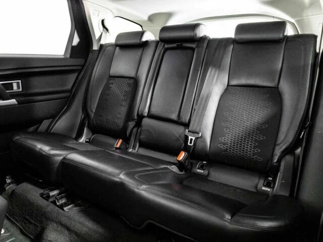 Синий Ленд Ровер Дискавери, объемом двигателя 2 л и пробегом 145 тыс. км за 12800 $, фото 9 на Automoto.ua