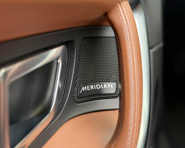 Синій Ленд Ровер Діскавері, об'ємом двигуна 2 л та пробігом 56 тис. км за 18900 $, фото 11 на Automoto.ua