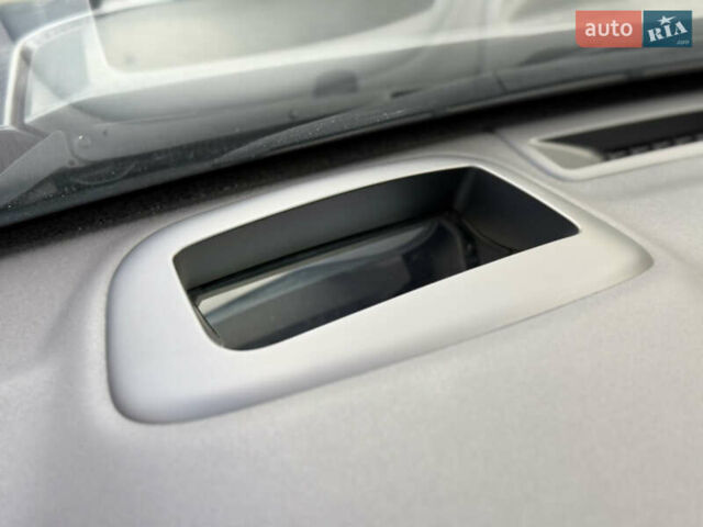 Синій Ленд Ровер Діскавері, об'ємом двигуна 2 л та пробігом 56 тис. км за 18900 $, фото 18 на Automoto.ua