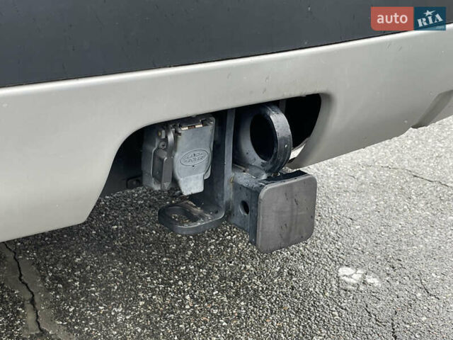 Синій Ленд Ровер Діскавері, об'ємом двигуна 3 л та пробігом 98 тис. км за 27900 $, фото 13 на Automoto.ua