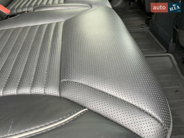 Синій Ленд Ровер Діскавері, об'ємом двигуна 3 л та пробігом 81 тис. км за 26000 $, фото 74 на Automoto.ua