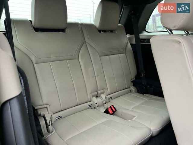 Синий Ленд Ровер Дискавери, объемом двигателя 3 л и пробегом 135 тыс. км за 31990 $, фото 14 на Automoto.ua