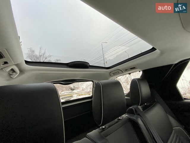 Синій Ленд Ровер Діскавері, об'ємом двигуна 3 л та пробігом 81 тис. км за 26000 $, фото 72 на Automoto.ua