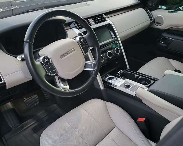 Синій Ленд Ровер Діскавері, об'ємом двигуна 3 л та пробігом 135 тис. км за 33700 $, фото 13 на Automoto.ua