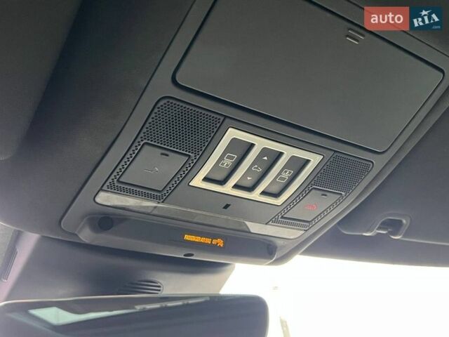 Синий Ленд Ровер Дискавери, объемом двигателя 3 л и пробегом 135 тыс. км за 25990 $, фото 41 на Automoto.ua