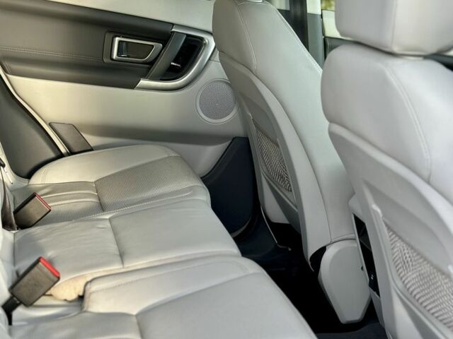 Синий Ленд Ровер Дискавери, объемом двигателя 2 л и пробегом 199 тыс. км за 15500 $, фото 7 на Automoto.ua