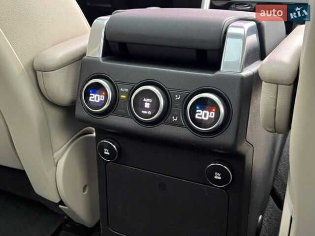 Синий Ленд Ровер Дискавери, объемом двигателя 3 л и пробегом 135 тыс. км за 25990 $, фото 40 на Automoto.ua