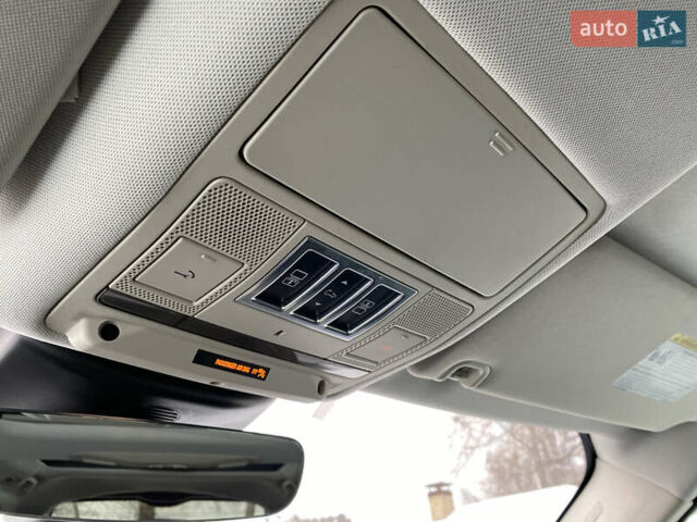 Синій Ленд Ровер Діскавері, об'ємом двигуна 3 л та пробігом 81 тис. км за 26000 $, фото 56 на Automoto.ua