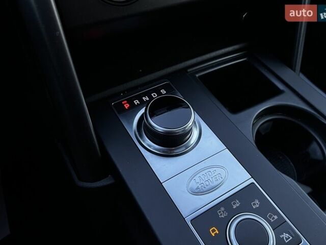 Синий Ленд Ровер Дискавери, объемом двигателя 3 л и пробегом 100 тыс. км за 38400 $, фото 22 на Automoto.ua