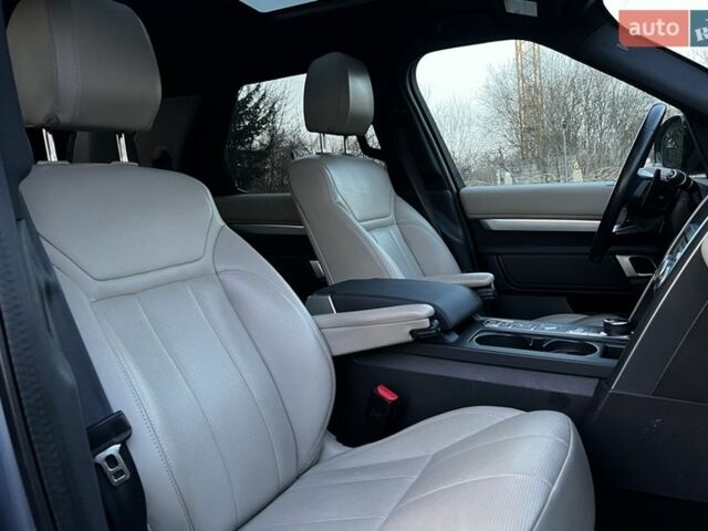 Синий Ленд Ровер Дискавери, объемом двигателя 3 л и пробегом 100 тыс. км за 38400 $, фото 24 на Automoto.ua