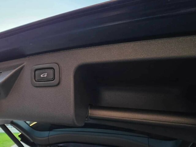 Синій Ленд Ровер Діскавері, об'ємом двигуна 2 л та пробігом 110 тис. км за 15492 $, фото 15 на Automoto.ua