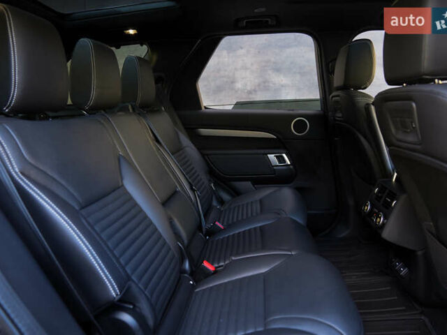 Ленд Ровер Дискавери 2023 в Киеве на Automoto.ua Синий Ленд Ровер Дискавери, объемом двигателя 3 л и пробегом 42 тыс. км за 61500 $, фото 20 на Automoto.ua