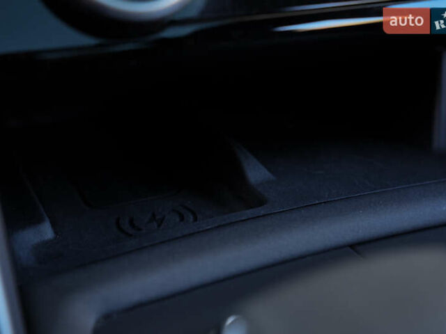 Ленд Ровер Дискавери 2023 в Киеве на Automoto.ua Синий Ленд Ровер Дискавери, объемом двигателя 3 л и пробегом 42 тыс. км за 61500 $, фото 29 на Automoto.ua