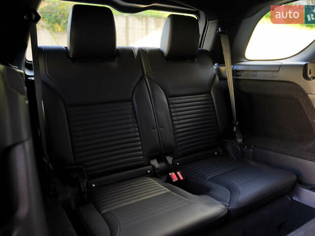 Ленд Ровер Дискавери 2023 в Киеве на Automoto.ua Синий Ленд Ровер Дискавери, объемом двигателя 3 л и пробегом 42 тыс. км за 61500 $, фото 31 на Automoto.ua