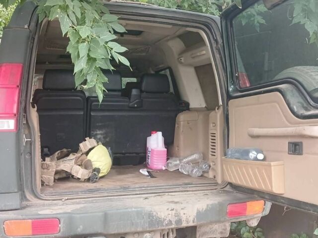 Зелений Ленд Ровер Діскавері, об'ємом двигуна 2.5 л та пробігом 392 тис. км за 3480 $, фото 2 на Automoto.ua