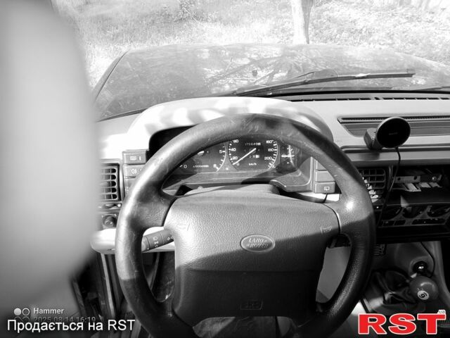 Зеленый Ленд Ровер Дискавери, объемом двигателя 2.5 л и пробегом 300 тыс. км за 2500 $, фото 4 на Automoto.ua